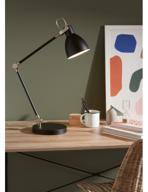 Table lamp House